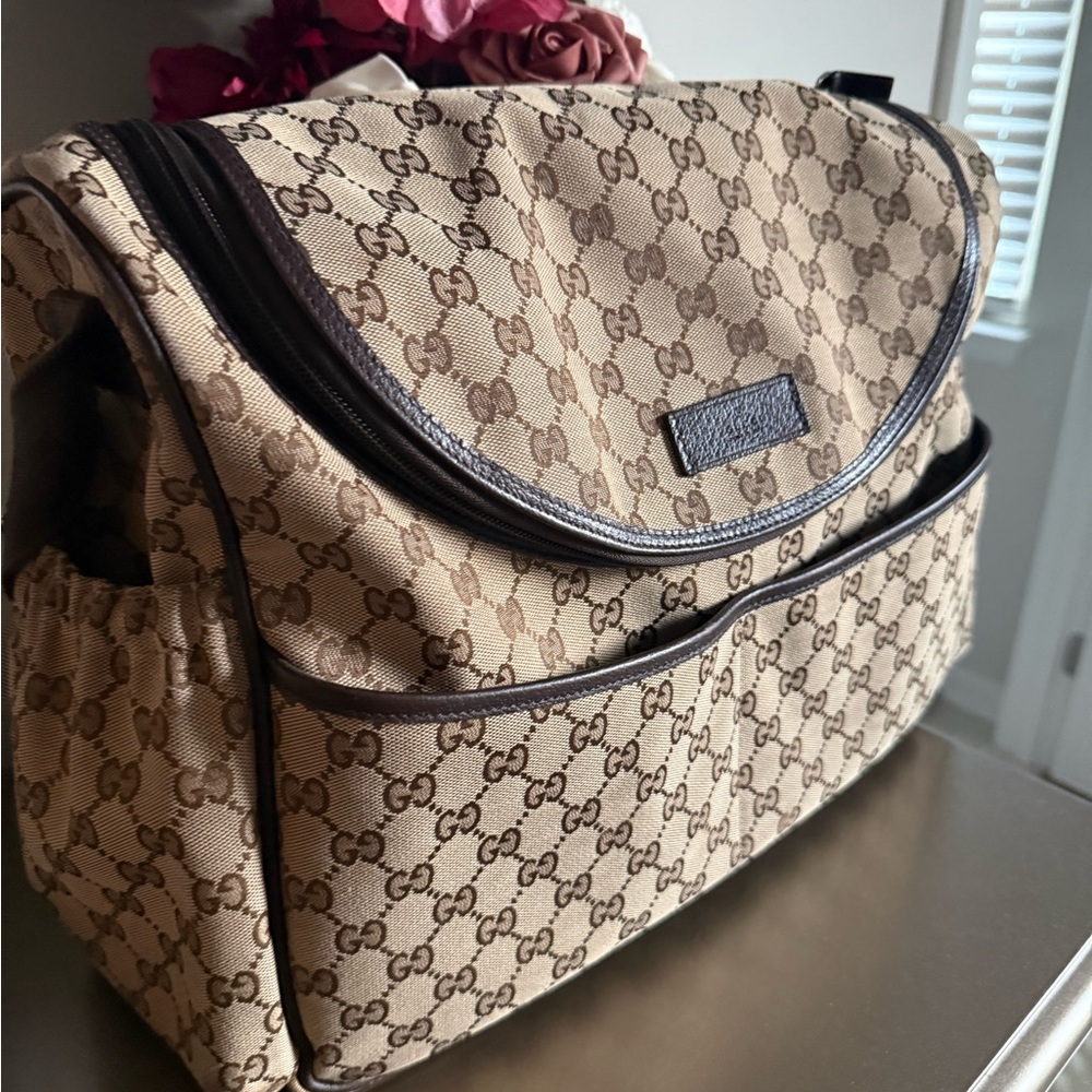 Gucci Beige/Brown GG Canvas Messenger Shoulder Bag